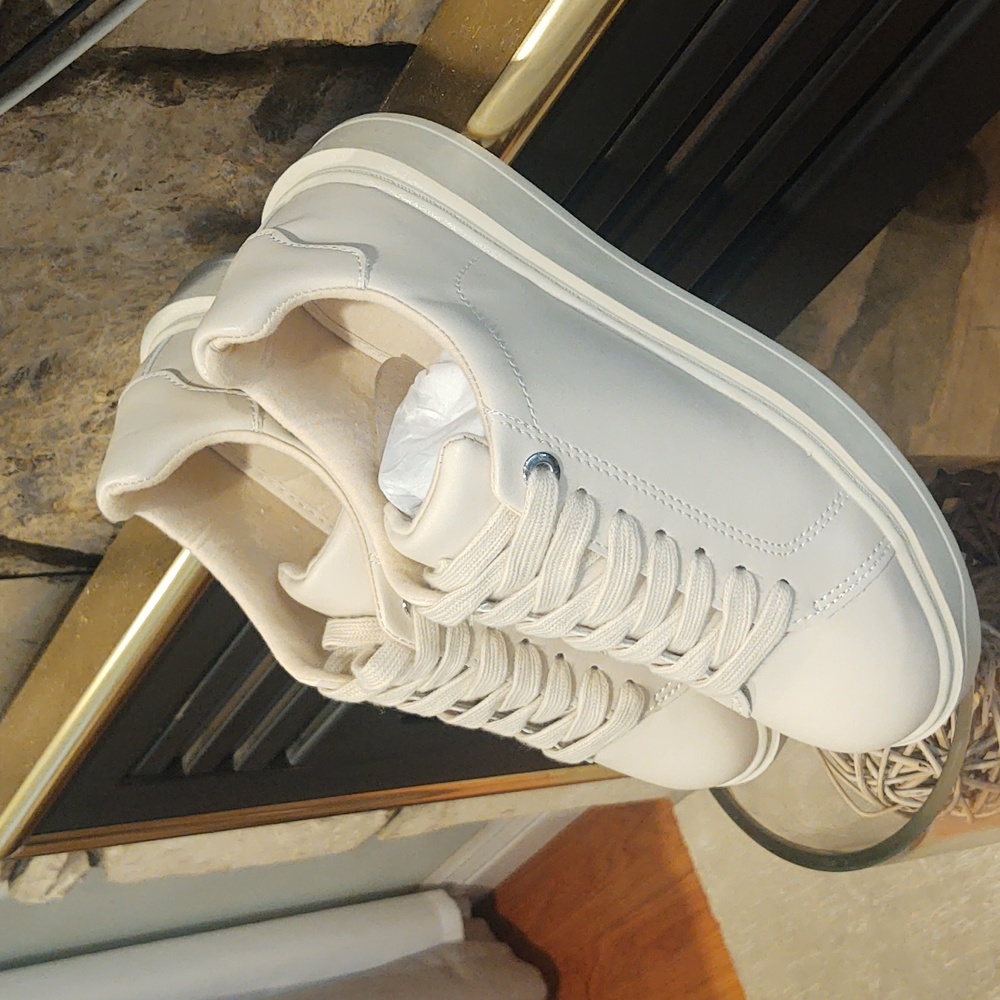 Soda sneakers